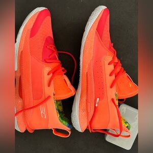 NEW NEVER WORN-Under Armor Curry 7’s Sour Patch Kids Peach Plasma